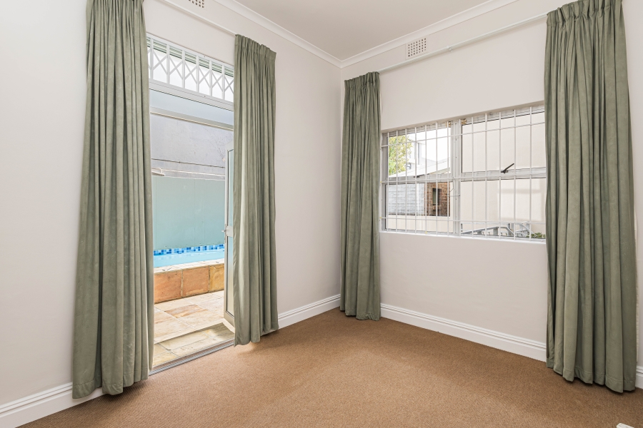 To Let 3 Bedroom Property for Rent in Green Point Western Cape